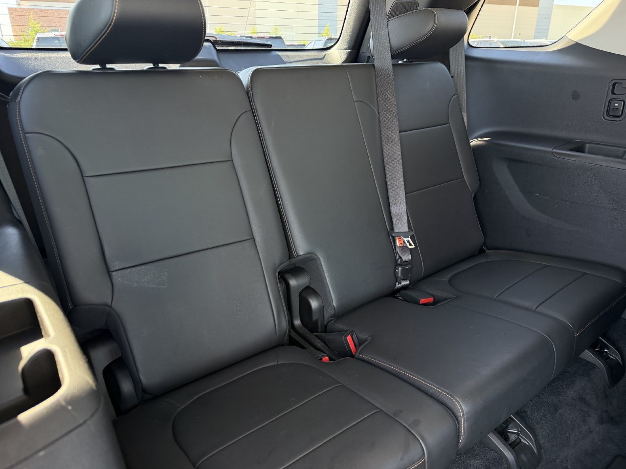 Used 2021 Chevrolet Traverse RS FWD image 29