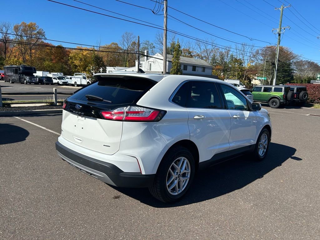 Certified 2022 Ford Edge SEL w/ Convenience Package image 4