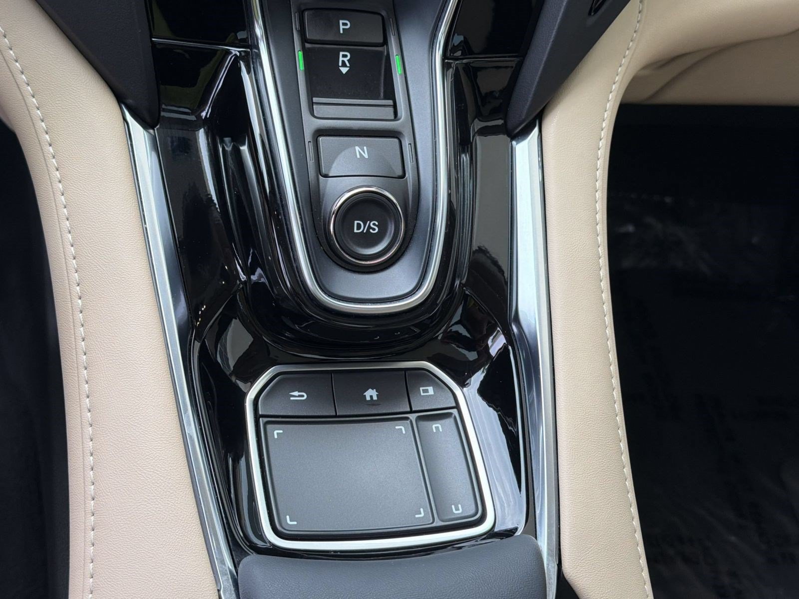 Used 2023 Acura RDX FWD w/ Technology Package image 16