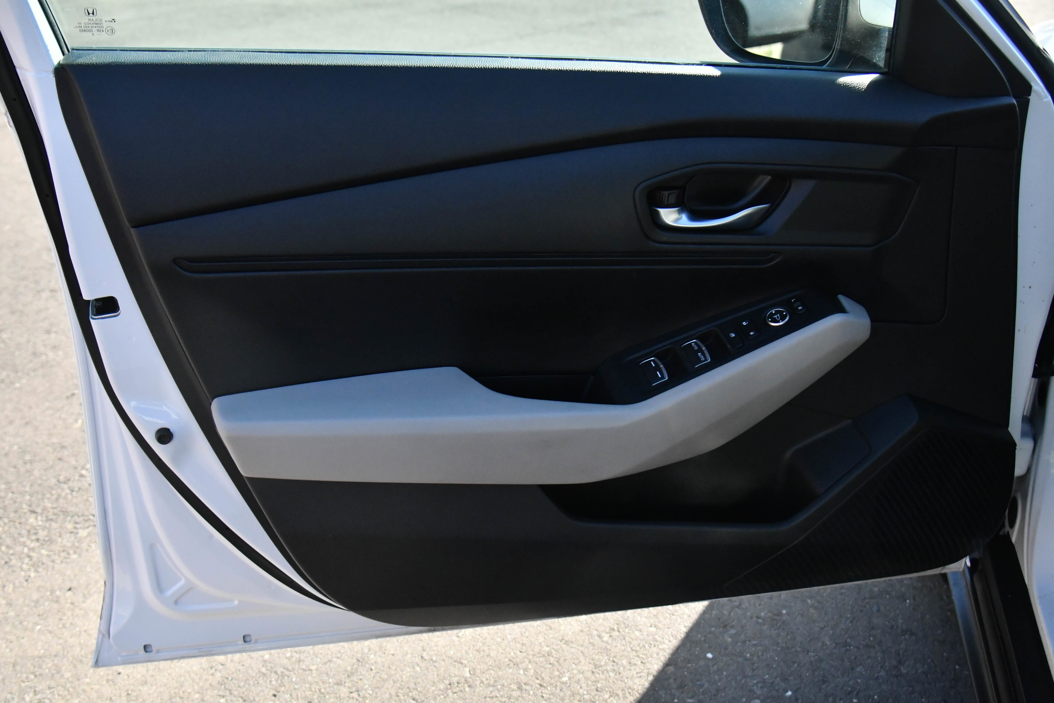 Used 2023 Honda Accord LX image 13