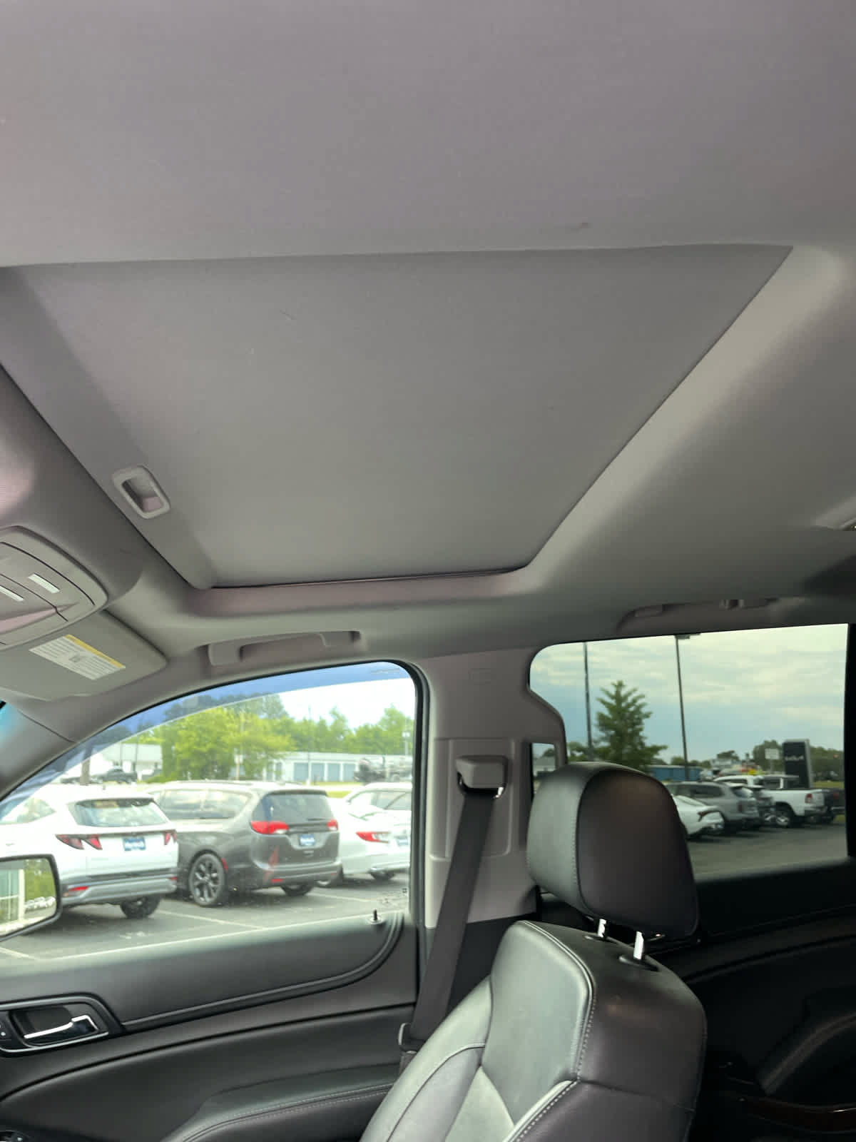 Used 2018 GMC Yukon SLT AWD/4WD image 16