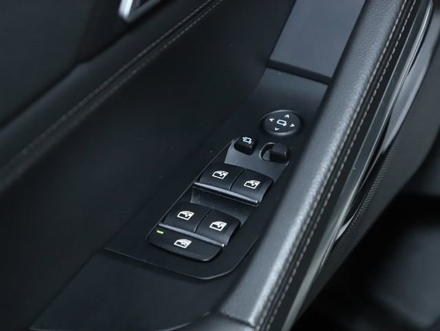 Used 2021 BMW X6 xDrive40i w/ Premium Package image 20