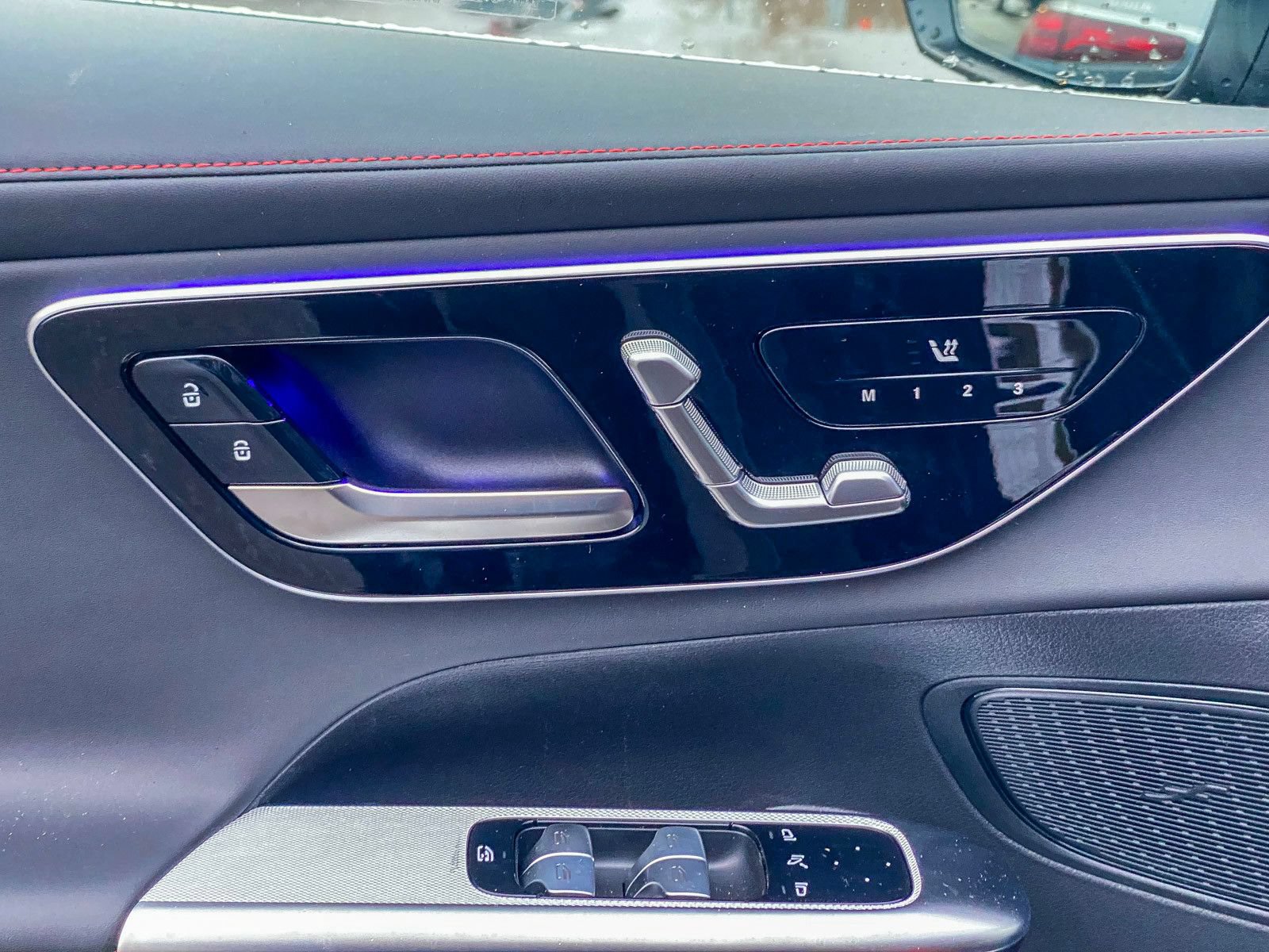 New 2025 Mercedes-Benz GLC 43 AMG 4MATIC image 24