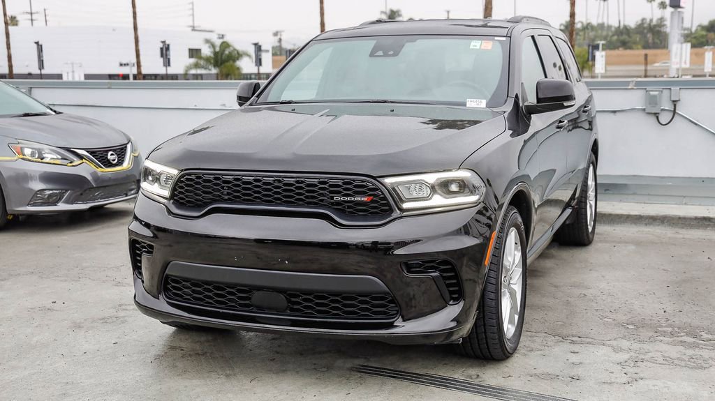 Used 2024 Dodge Durango GT RWD image 4