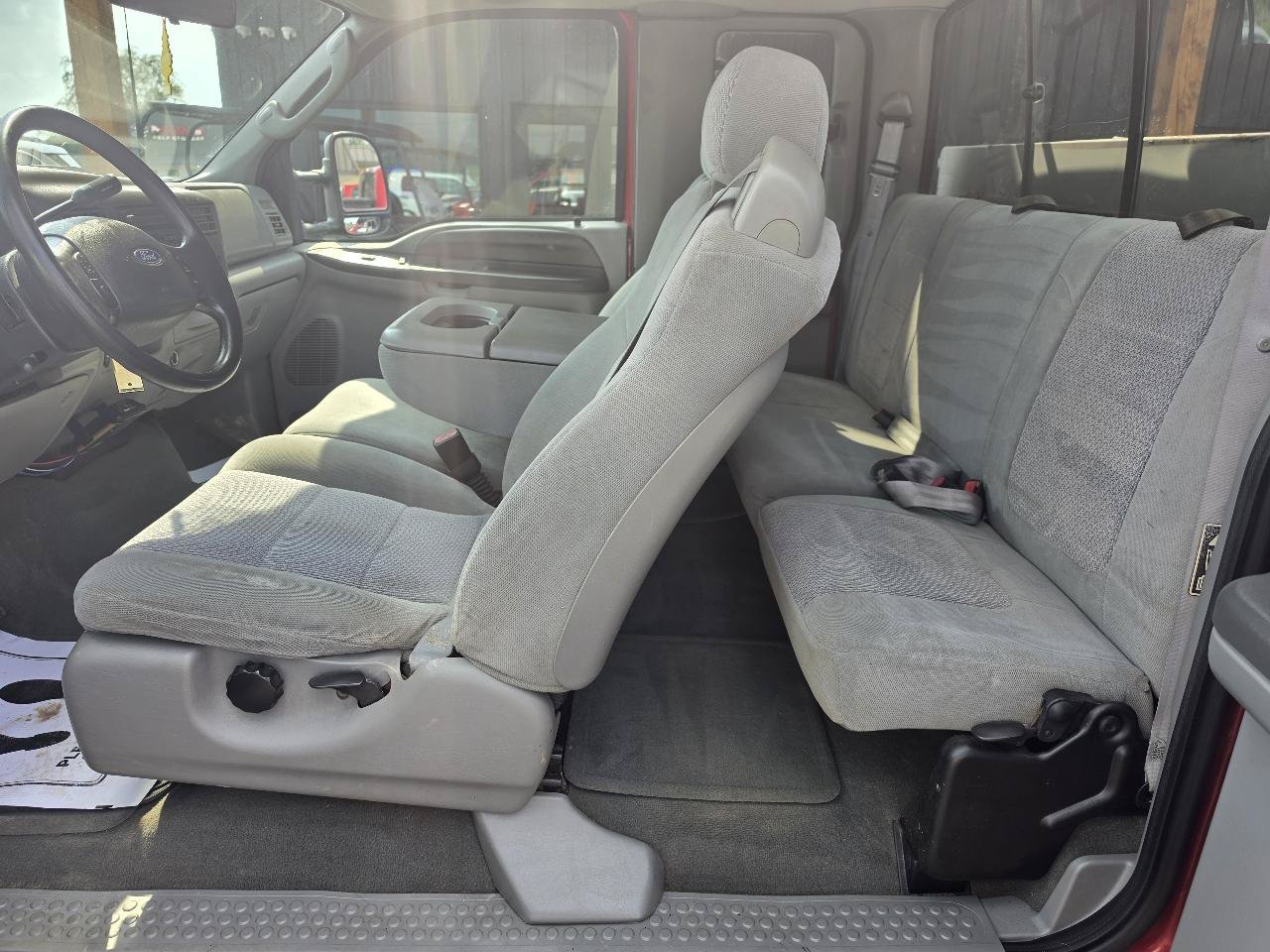 Used 2003 Ford F250 XLT AWD/4WD image 10
