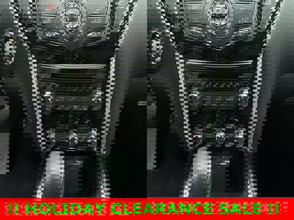 Used 2019 Nissan Pathfinder SV image 22