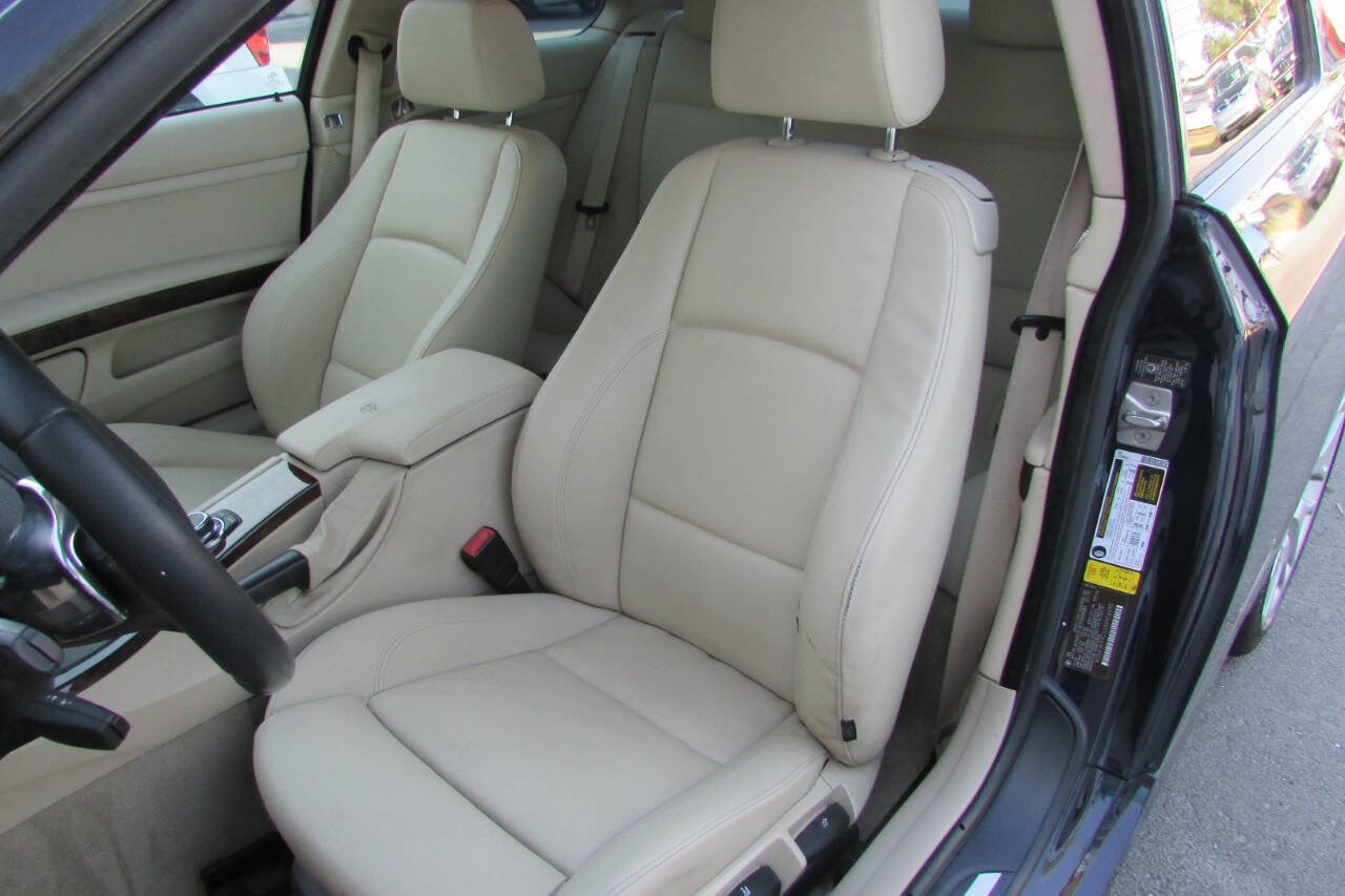 Used 2010 BMW 328i Coupe image 19