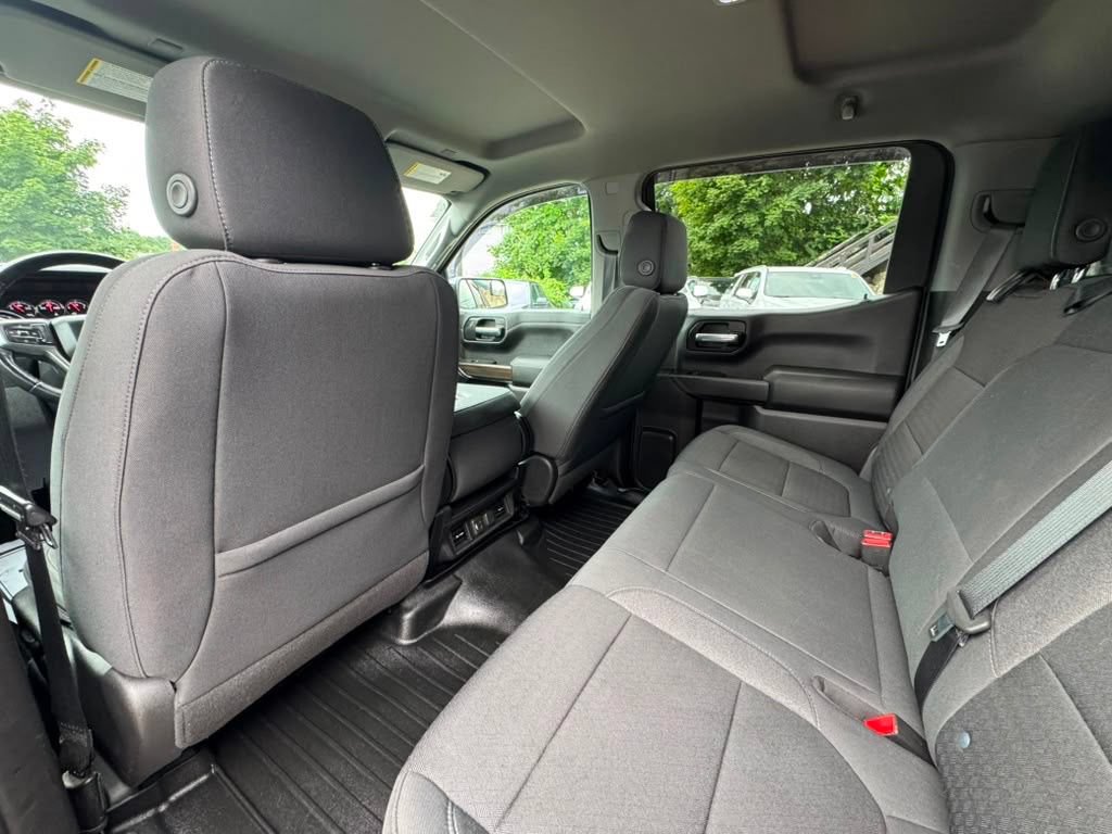 Used 2021 Chevrolet Silverado 1500 LT AWD/4WD image 21