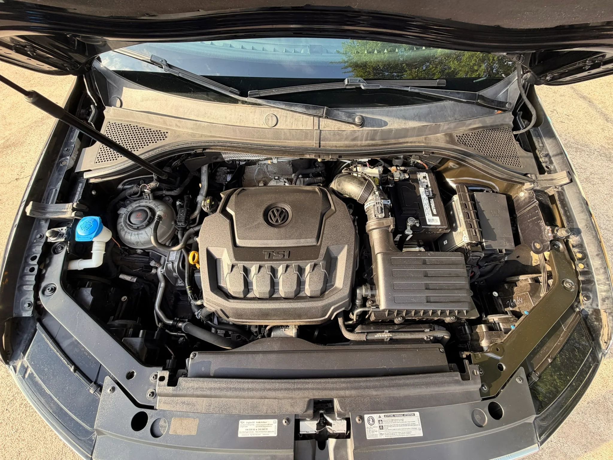 Used 2019 Volkswagen Tiguan SEL FWD image 9