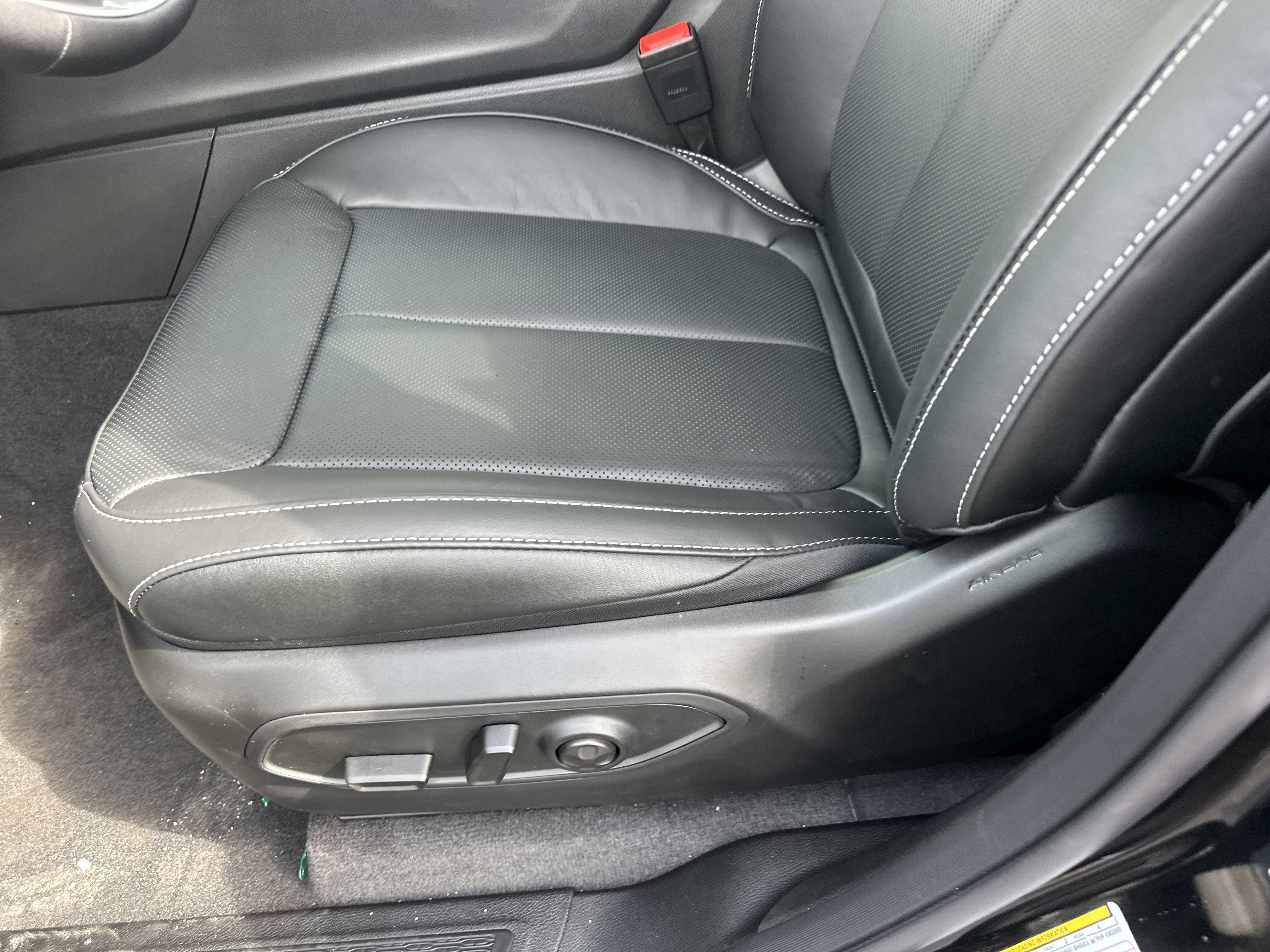 New 2026 Jeep Grand Cherokee L Limited image 24