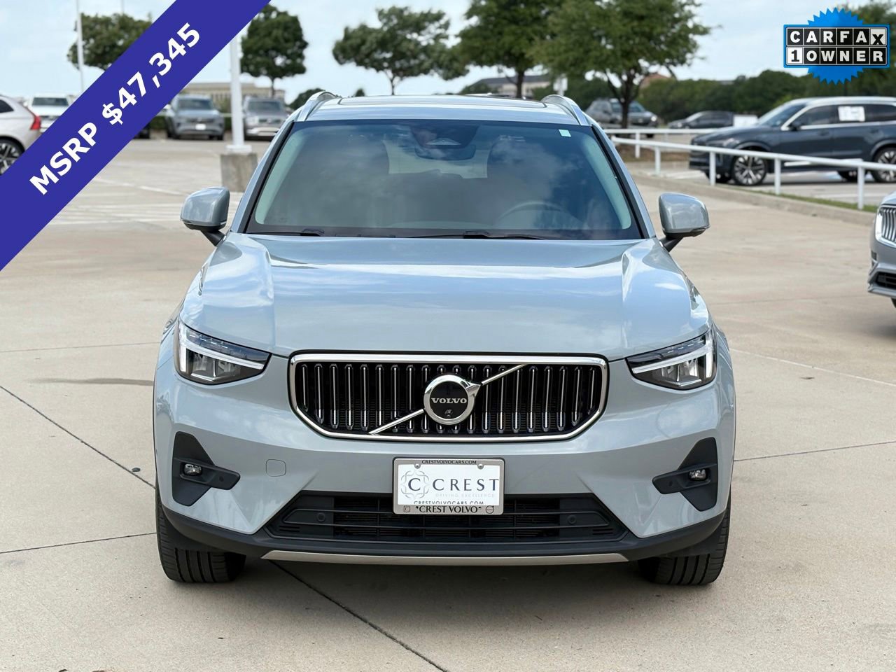 Certified 2025 Volvo XC40 B5 Plus AWD/4WD image 3