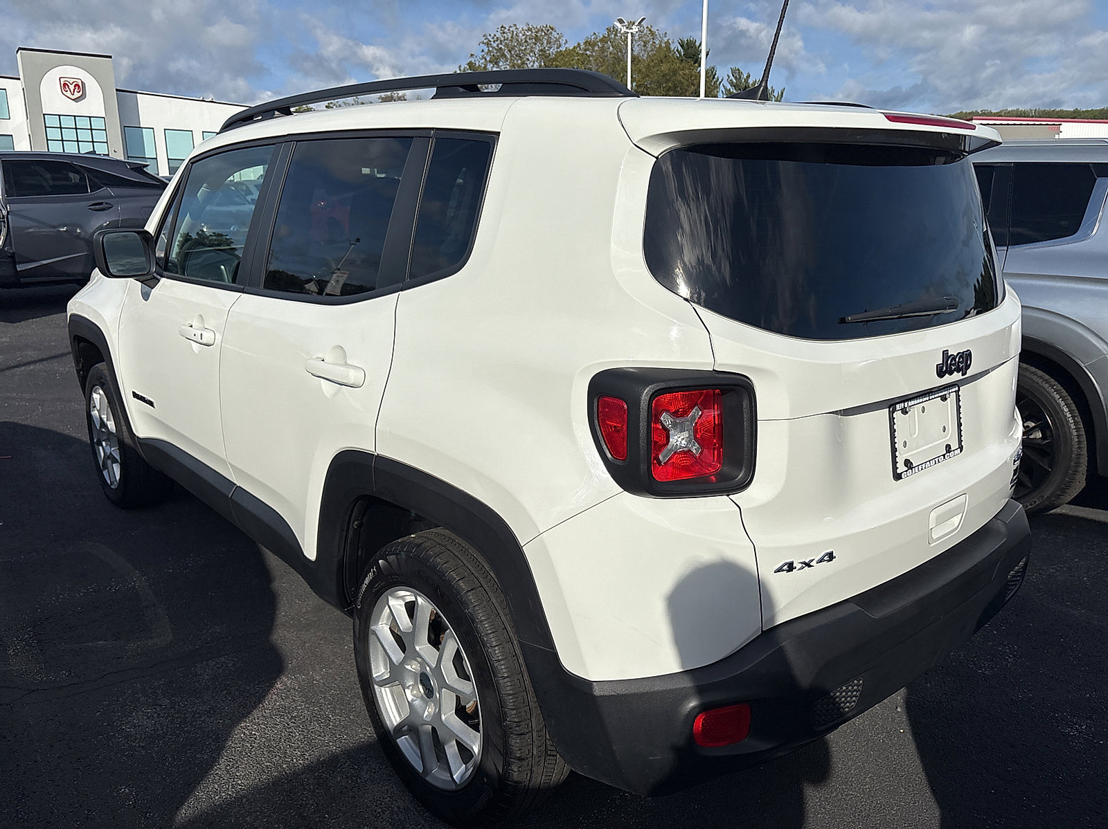 Certified 2022 Jeep Renegade Latitude image 5
