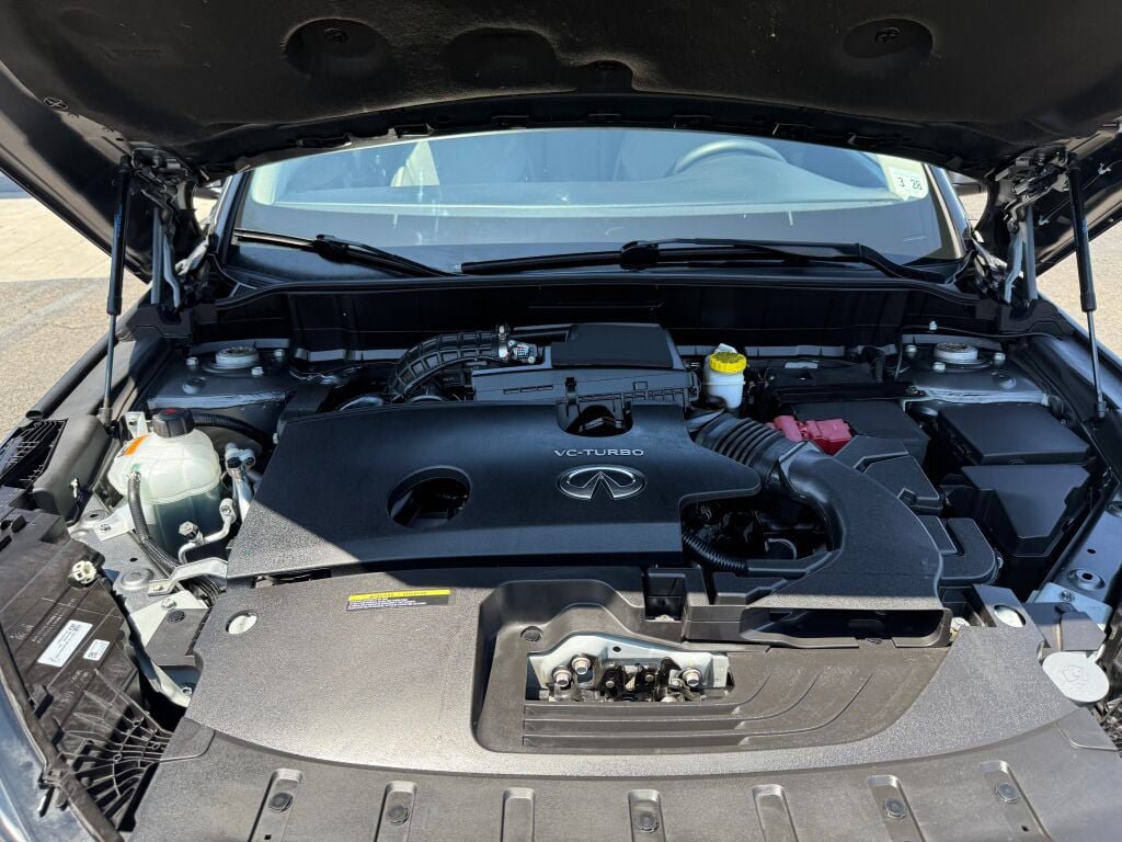 Used 2023 INFINITI QX50 Luxe AWD/4WD image 36
