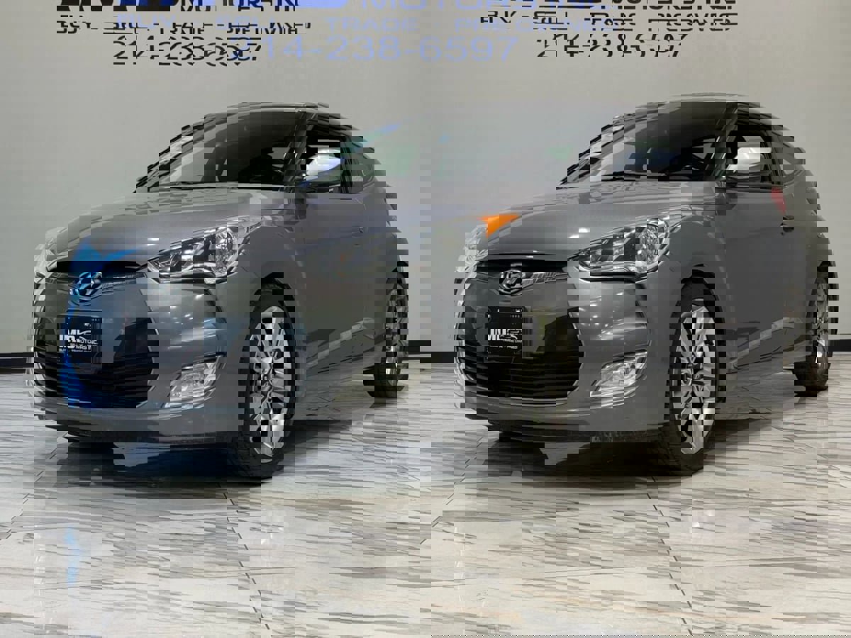 Used 2016 Hyundai Veloster w/ Option Group 02 image 2