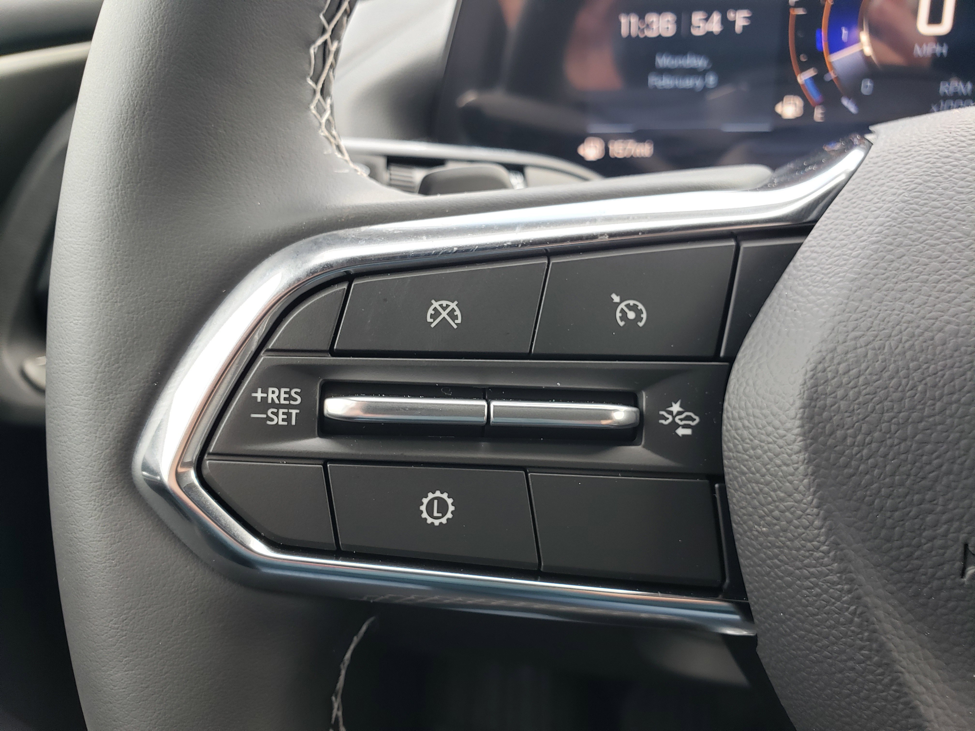 New 2026 Chevrolet Traverse LT w/ Midnight/Sport Edition image 15