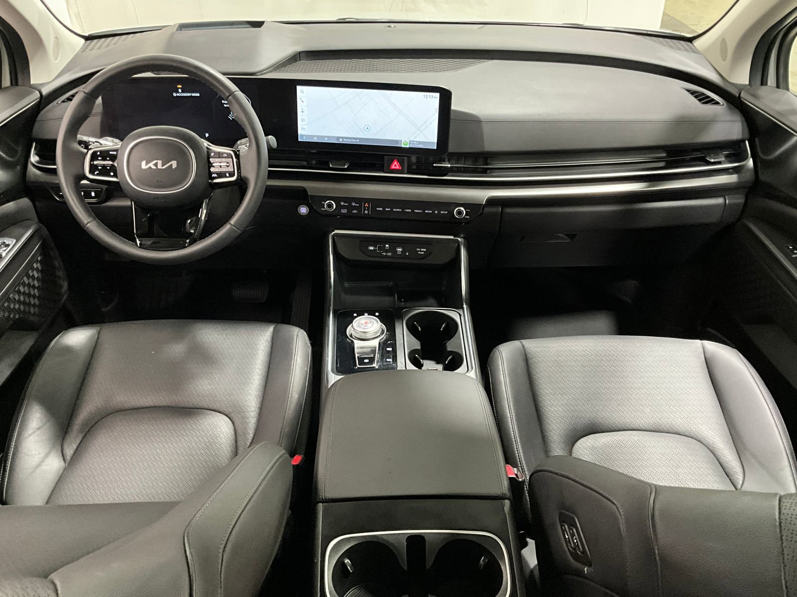 Used 2026 Kia Carnival SX Prestige image 15