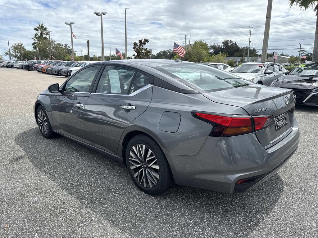 Certified 2024 Nissan Altima 2.5 SV image 6