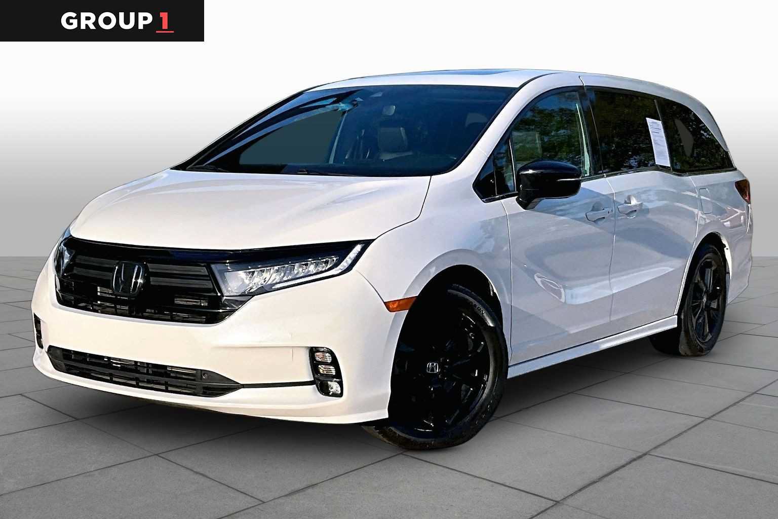 Used 2023 Honda Odyssey Sport image 1