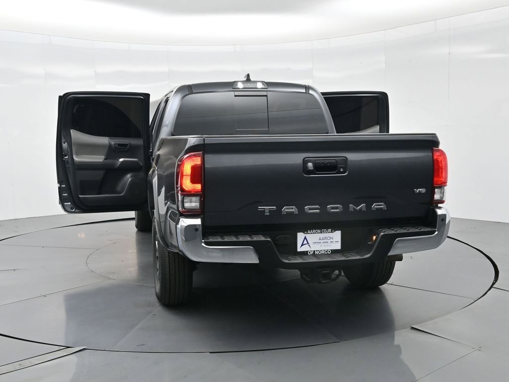 Used 2022 Toyota Tacoma SR5 image 34