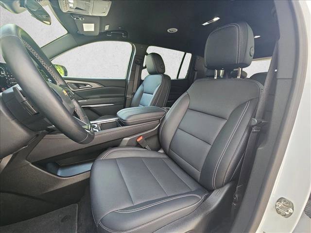Used 2026 Chevrolet Traverse LT FWD image 15