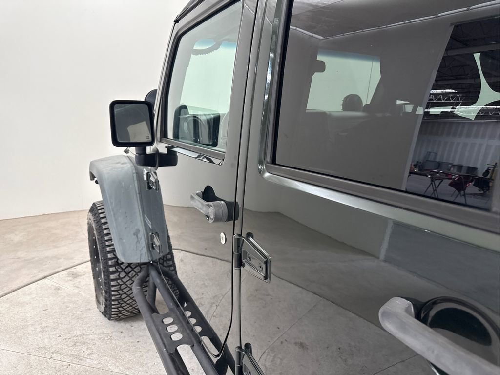 Used 2011 Jeep Wrangler Unlimited Sport image 17