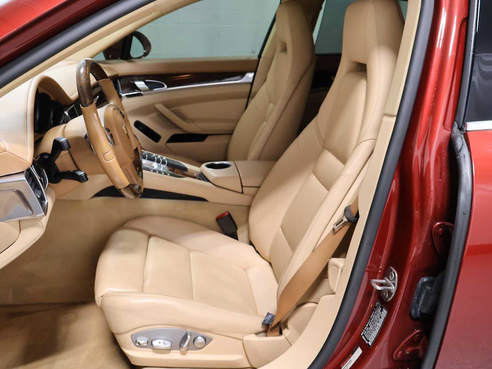 Used 2012 Porsche Panamera S RWD image 5