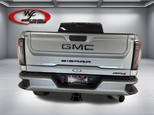 Used 2024 GMC Sierra 2500 AT4 w/ AT4 Premium Plus Package image 7