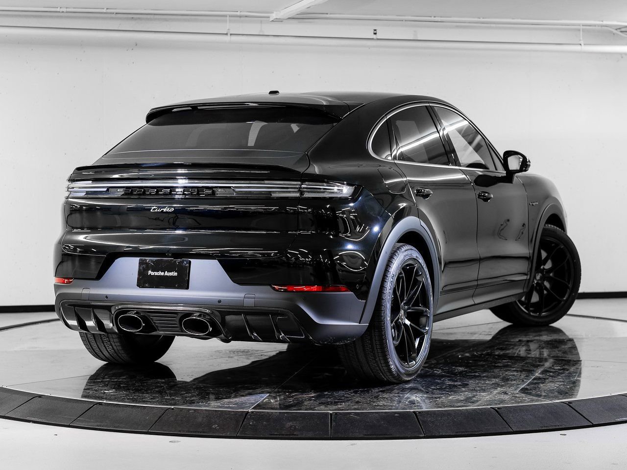 New 2026 Porsche Cayenne Turbo image 6