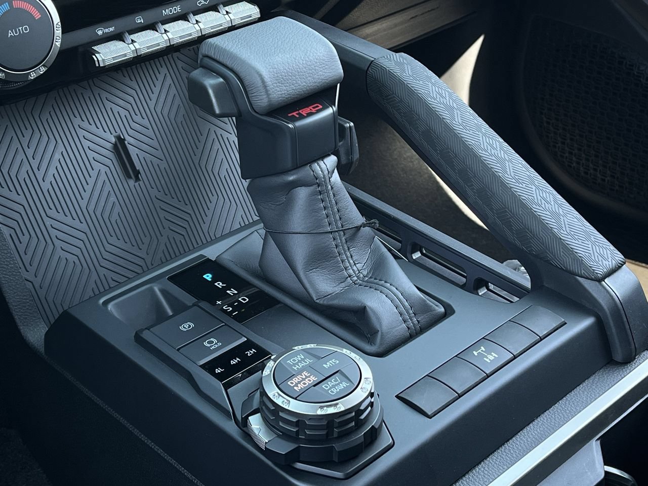 New 2026 Toyota Tacoma TRD Off-Road AWD/4WD image 17