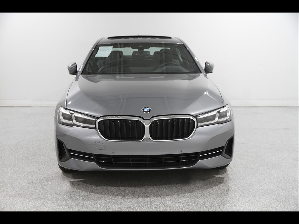 Certified 2023 BMW 530i xDrive w/ Premium Package AWD/4WD image 2