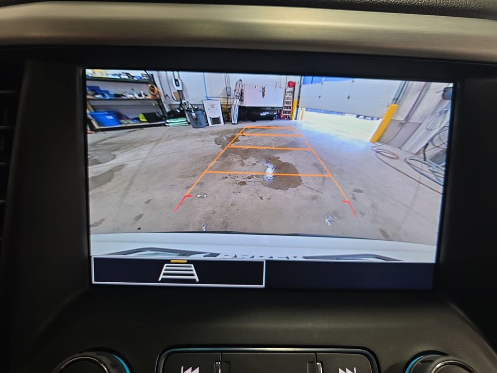 Certified 2023 GMC Acadia SLE w/ Driver Convenience Package image 25