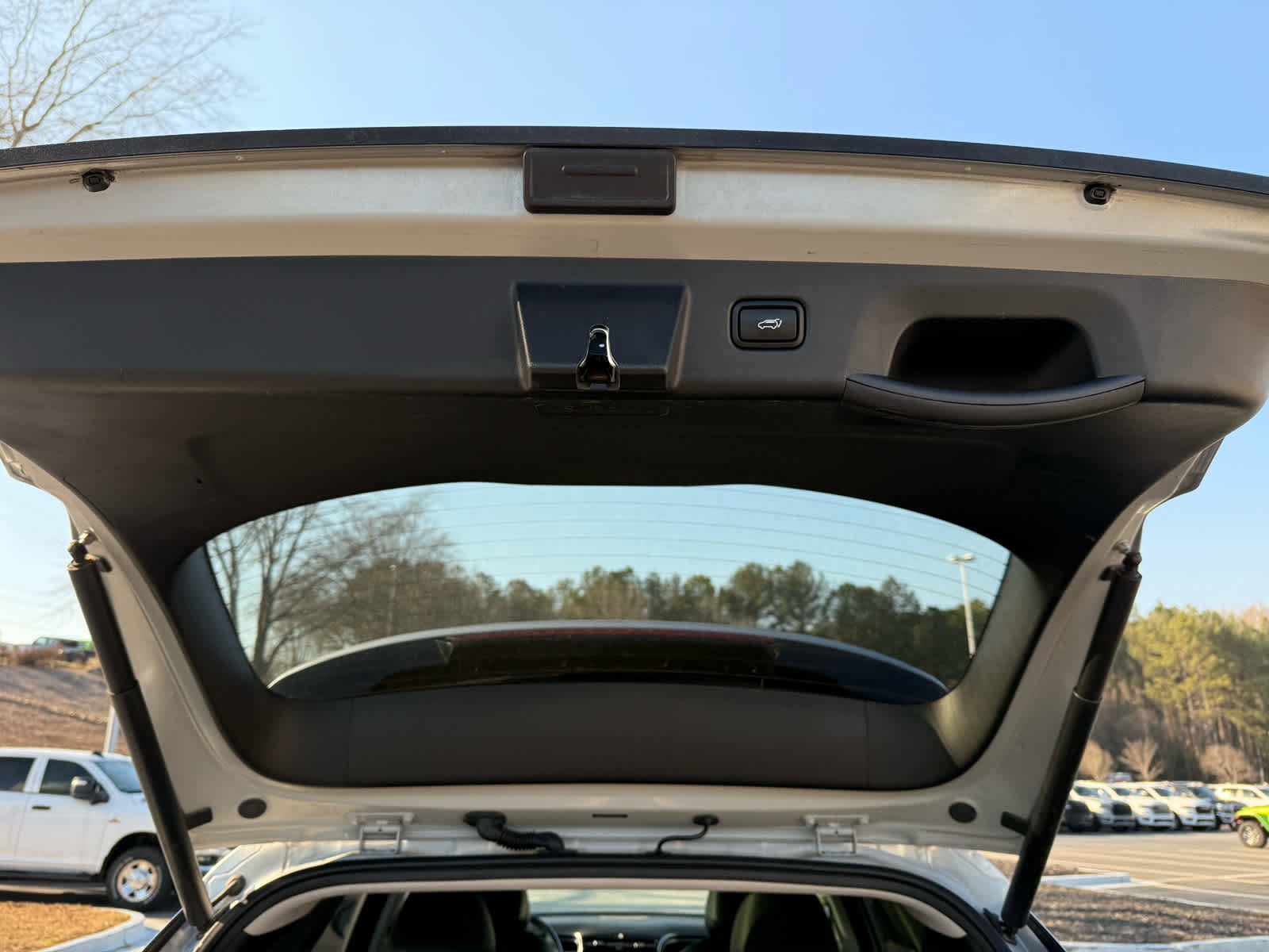 Used 2024 Hyundai Tucson Limited image 32