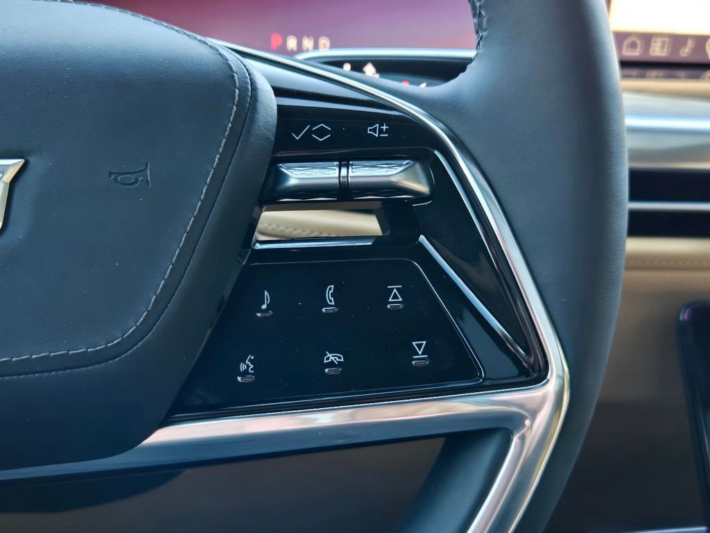 New 2025 Cadillac Escalade IQ Luxury 2 w/ LPO, Etrunk Organizer Package image 26