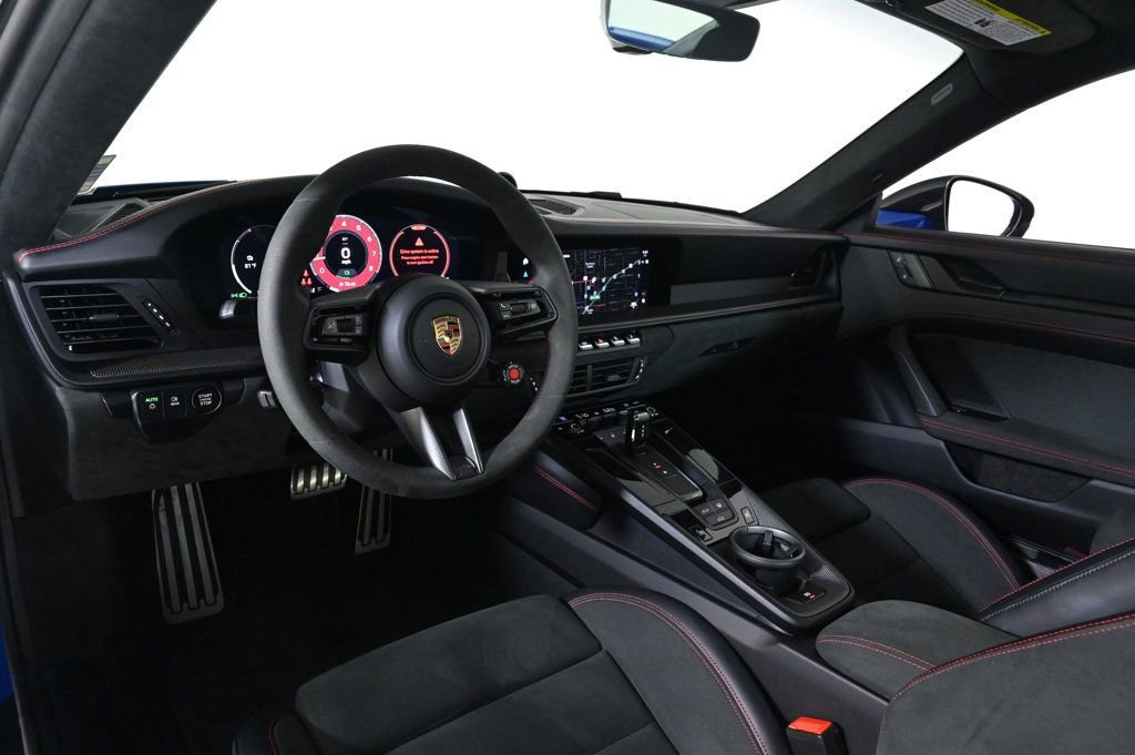 Certified 2025 Porsche 911 Carrera GTS image 12