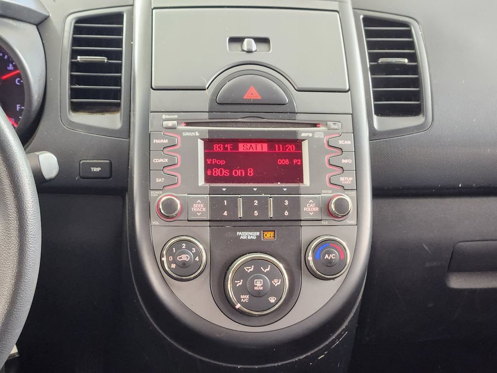 Used 2010 Kia Soul + FWD image 20