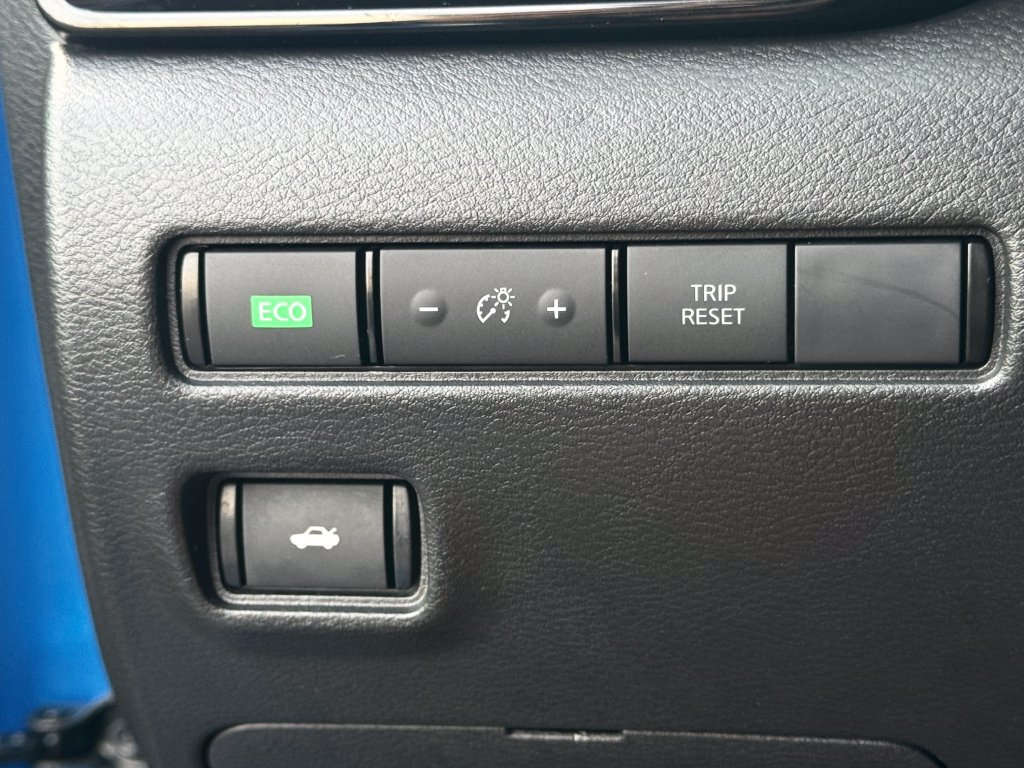 Used 2021 Nissan Sentra SV FWD image 28