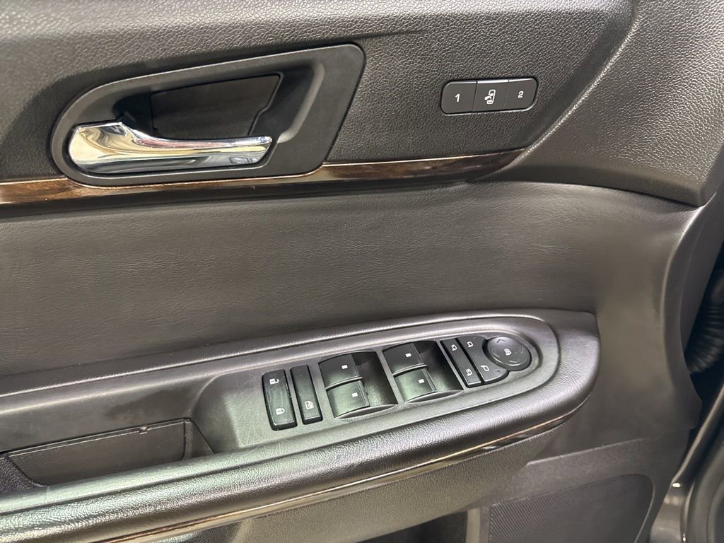 Used 2014 GMC Acadia Denali image 34