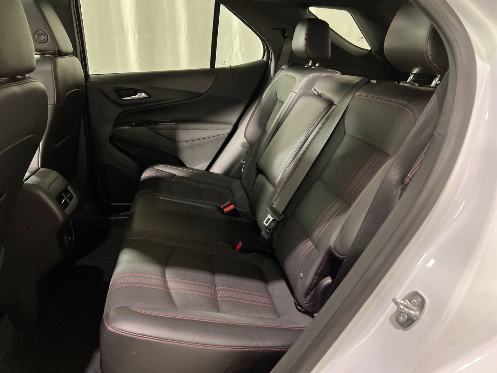 Used 2022 Chevrolet Equinox RS image 25