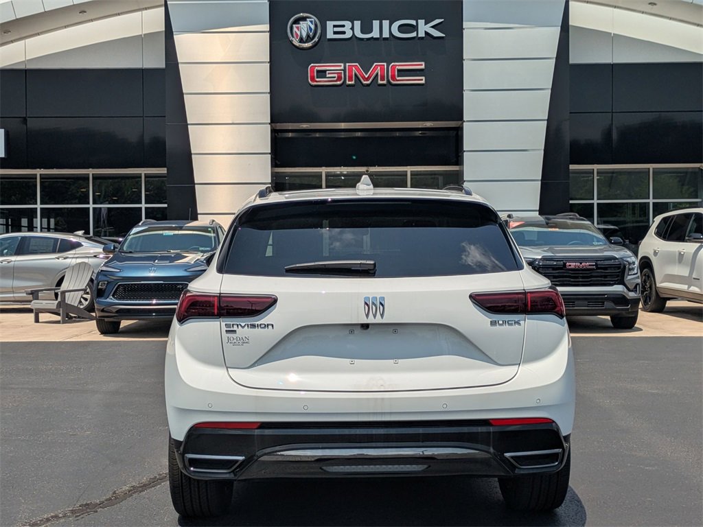 New 2025 Buick Envision Sport Touring image 5