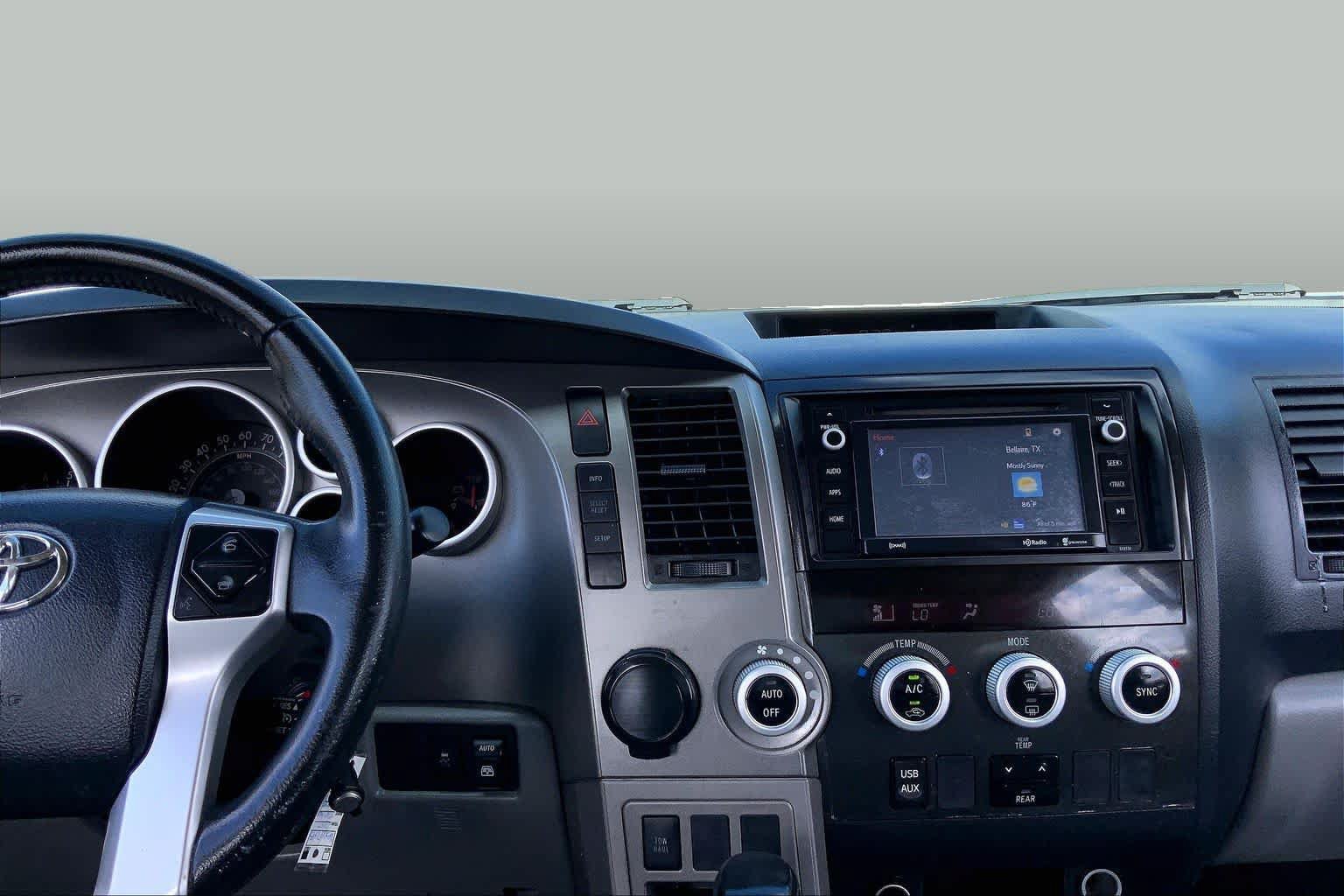 Used 2017 Toyota Sequoia SR5 RWD image 7