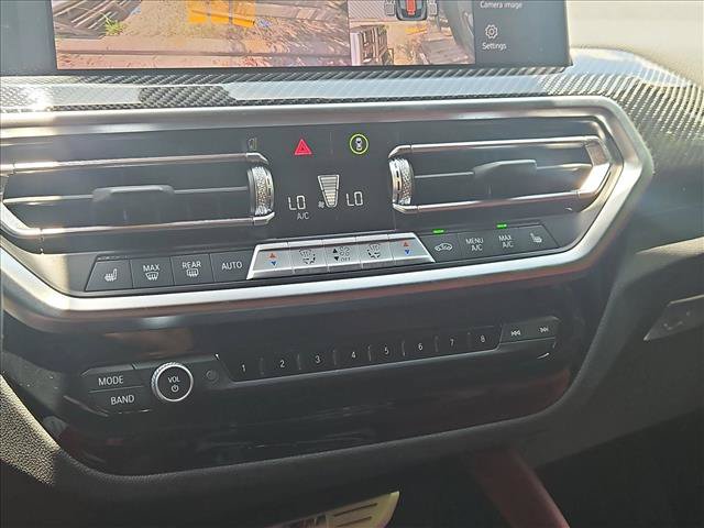 Used 2024 BMW X4 M40i AWD/4WD image 15
