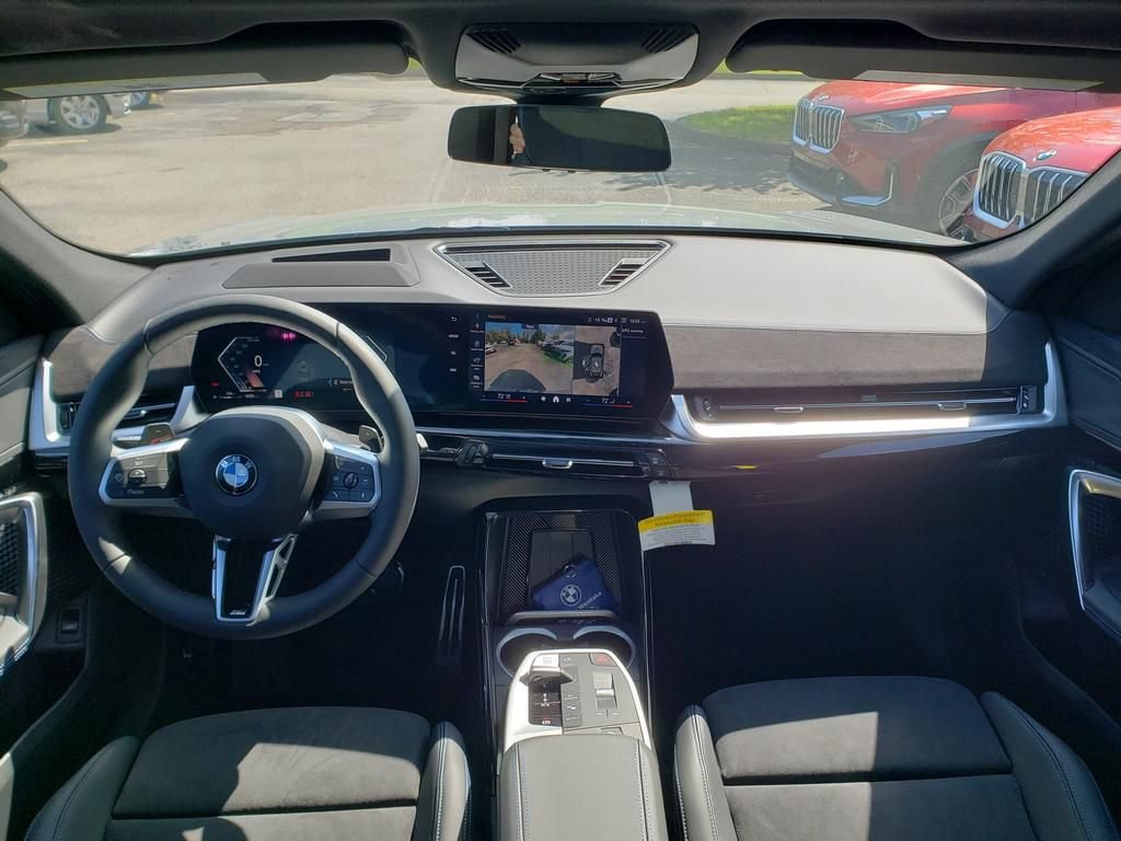 New 2026 BMW X2 xDrive28i w/ Technology Package AWD/4WD image 8