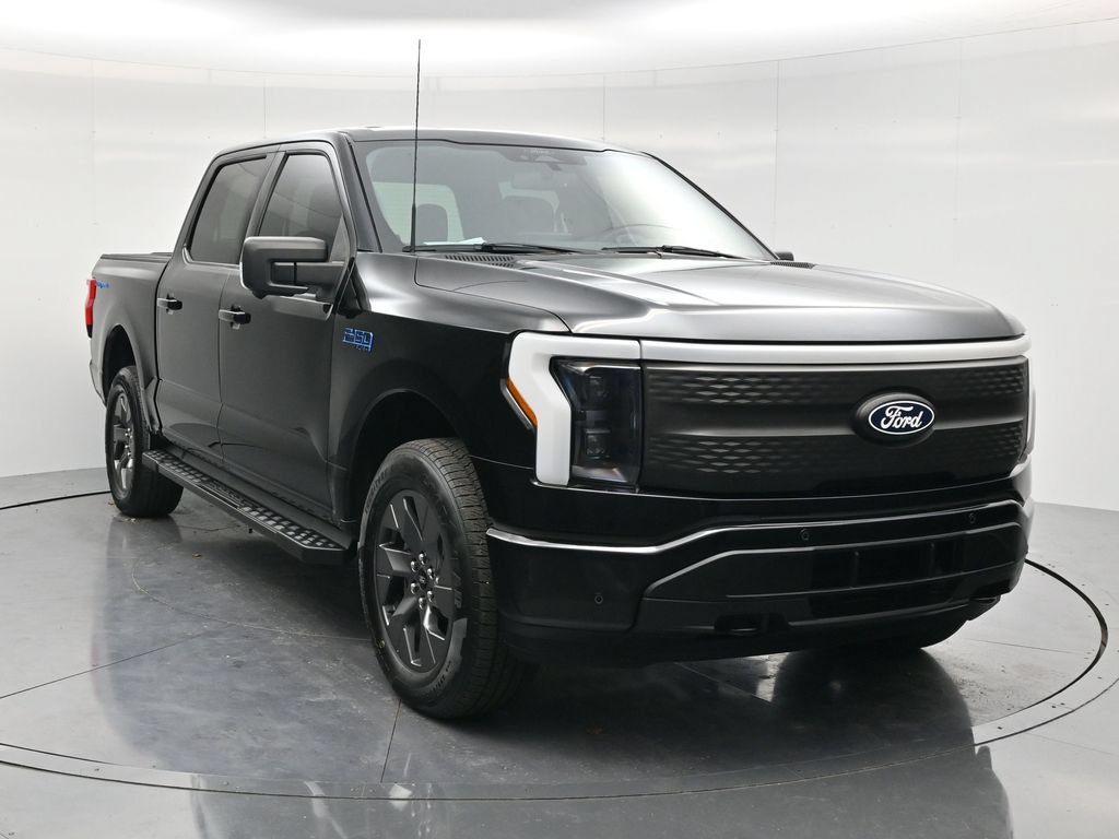 Used 2024 Ford F150 Lightning Flash AWD/4WD image 3