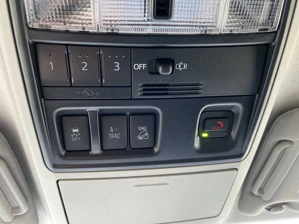 Used 2024 Toyota 4Runner SR5 Premium image 31