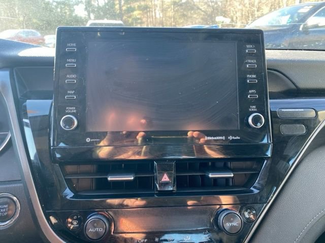 Used 2021 Toyota Camry XLE image 13