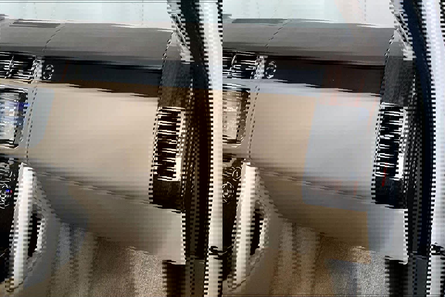 Used 2016 Land Rover Range Rover Supercharged image 19