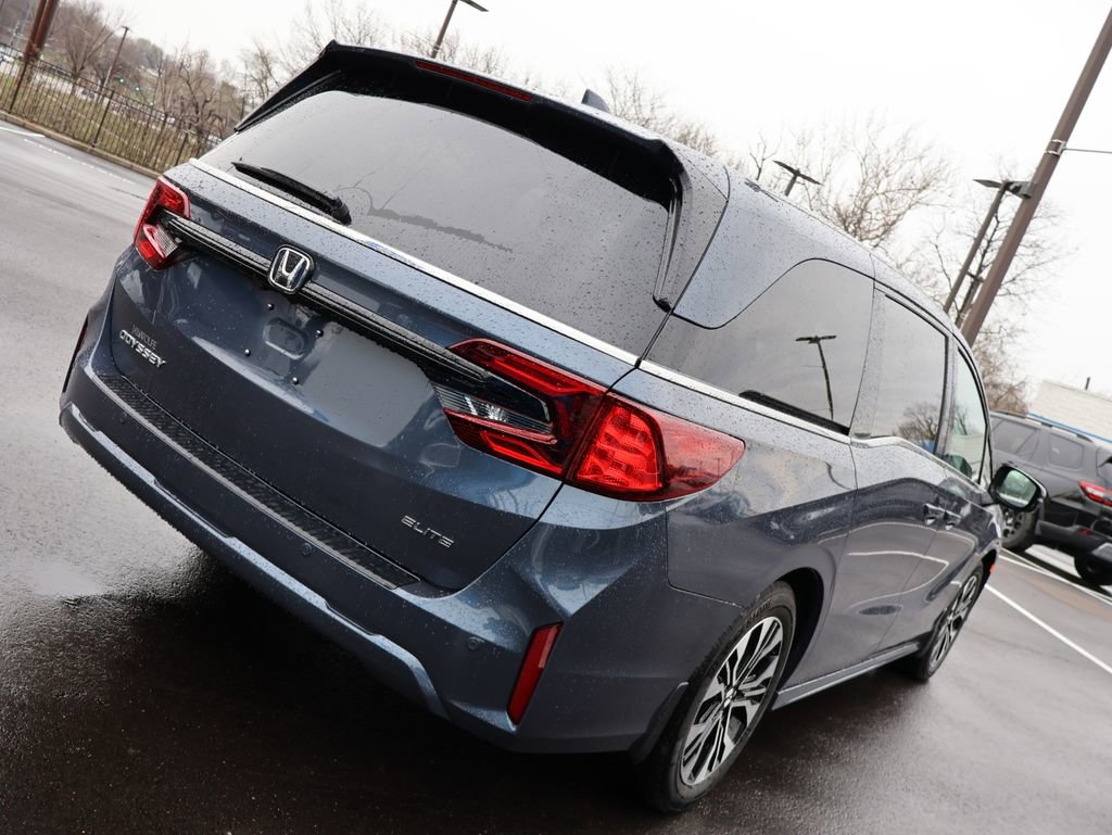 Certified 2026 Honda Odyssey Elite image 7