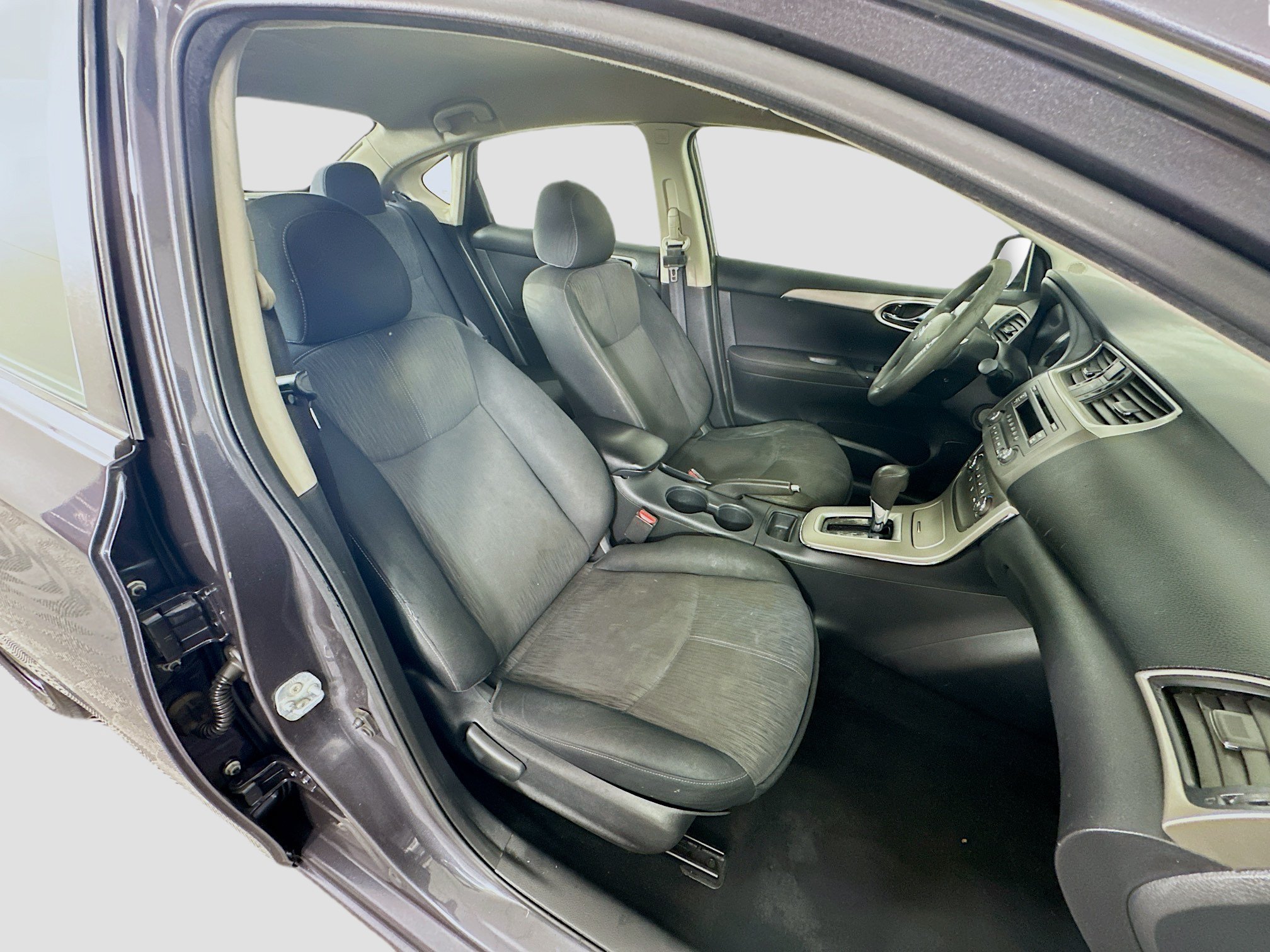 Used 2014 Nissan Sentra SV FWD image 27