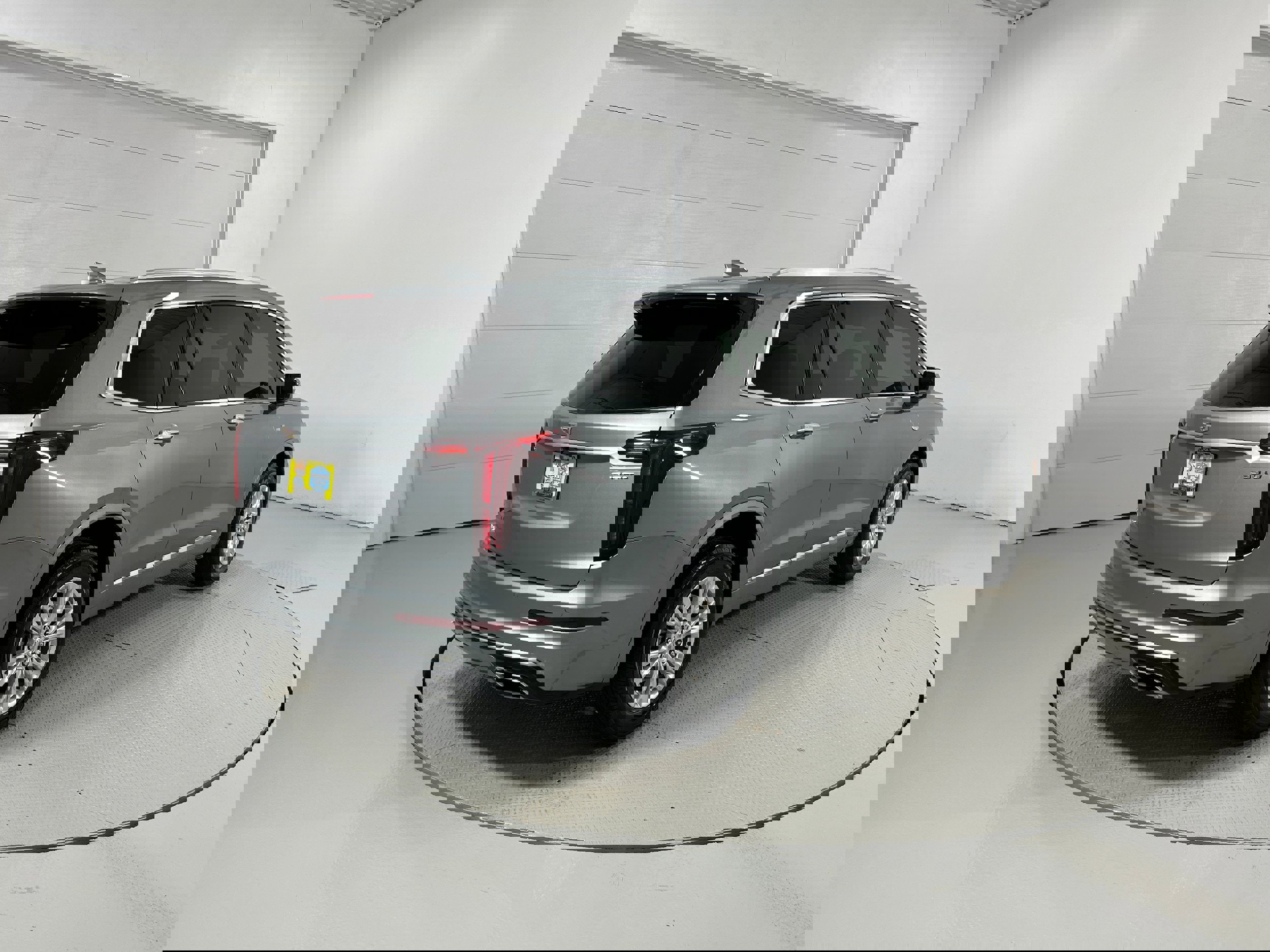 Used 2023 Cadillac XT6 Luxury image 41