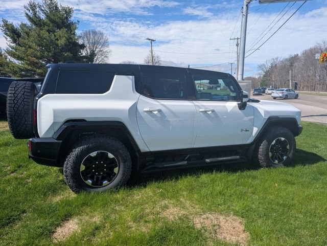 New 2024 GMC Hummer EV 2X w/ Extreme Off-Road Package image 8
